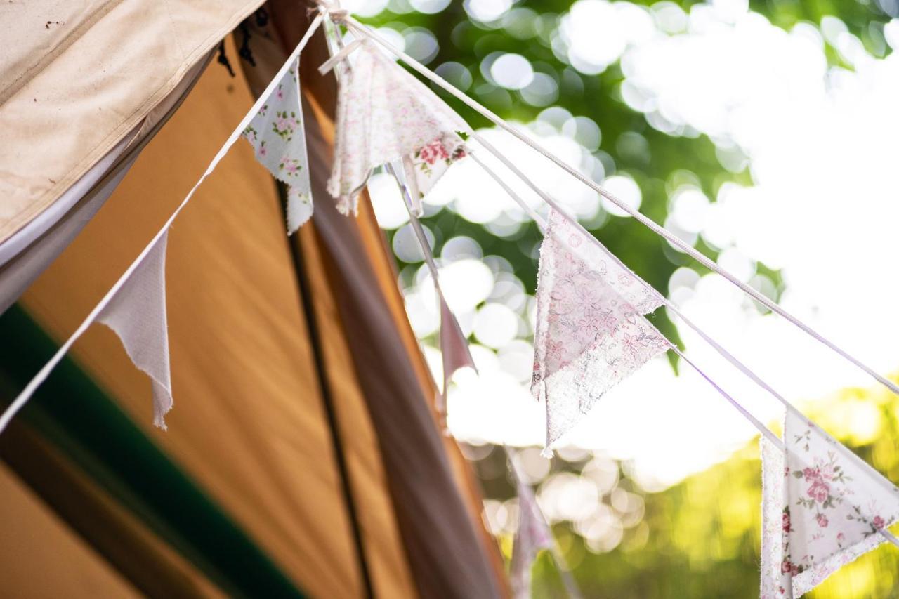 Hollington Park Glamping Hotell Newbury  Eksteriør bilde